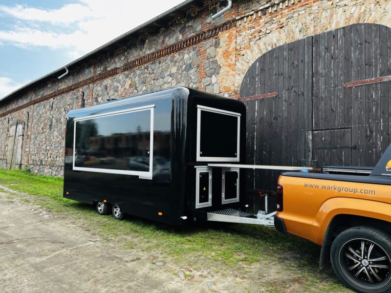Przyczepa do kebaba Premium 5 m z wyposażeniem gazowym, DMC do 2700 kg - WARK