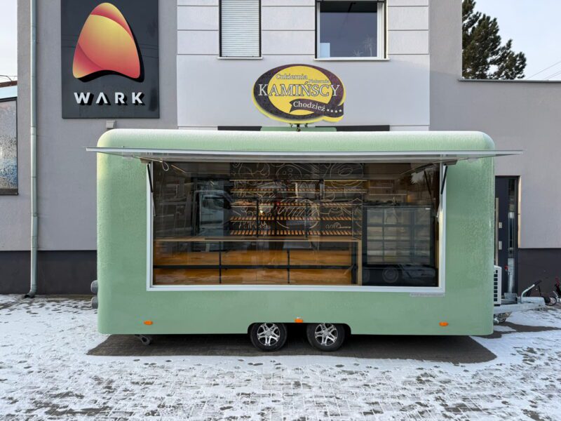 Przyczepa piekarnicza Premium 5 m z witryną ekspozycyjną, DMC do 2700 kg - WARK